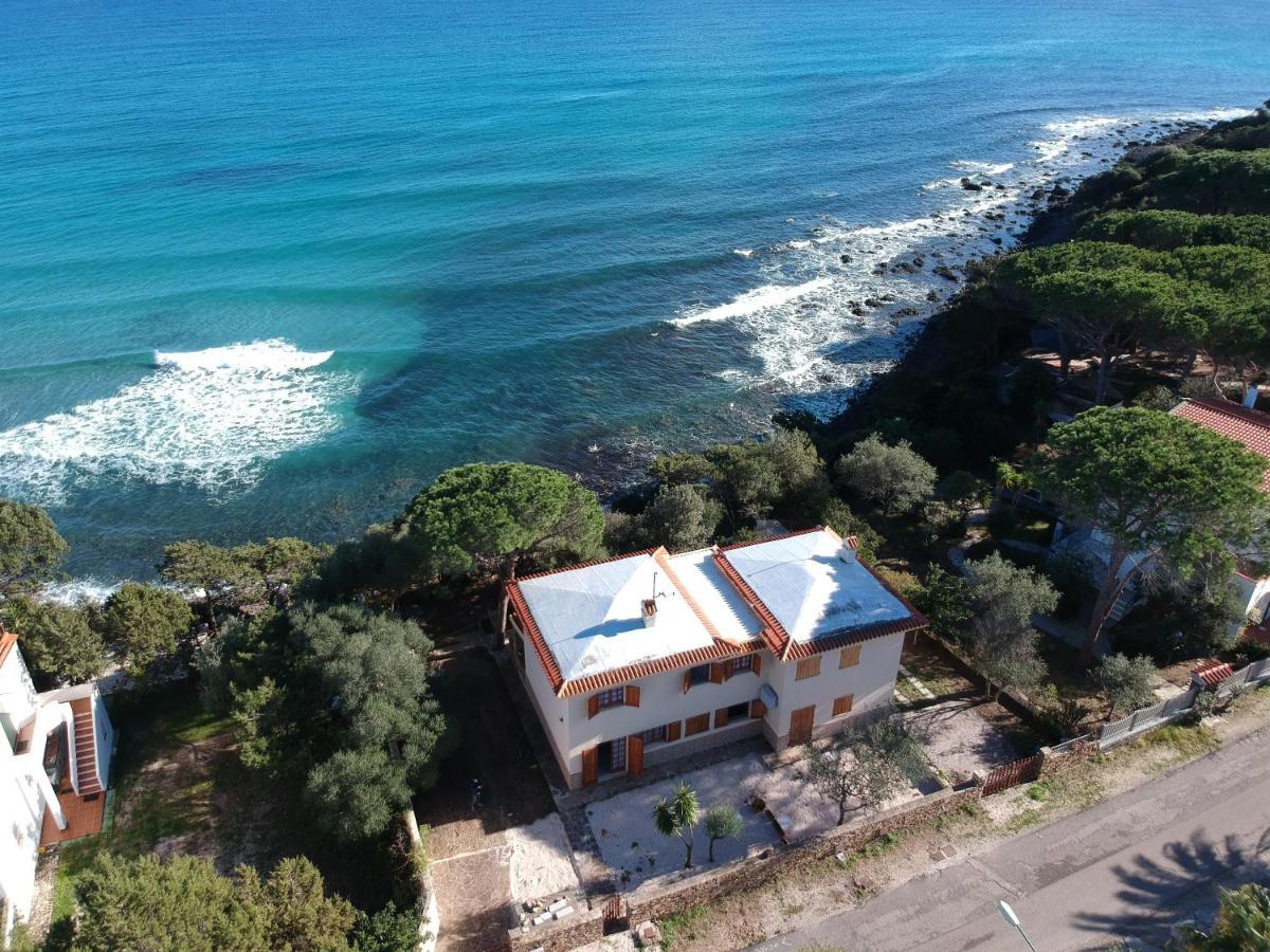 Villa Papiyon - Accesso Privato Alla Spiaggia Cala Liberotto Kültér fotó
