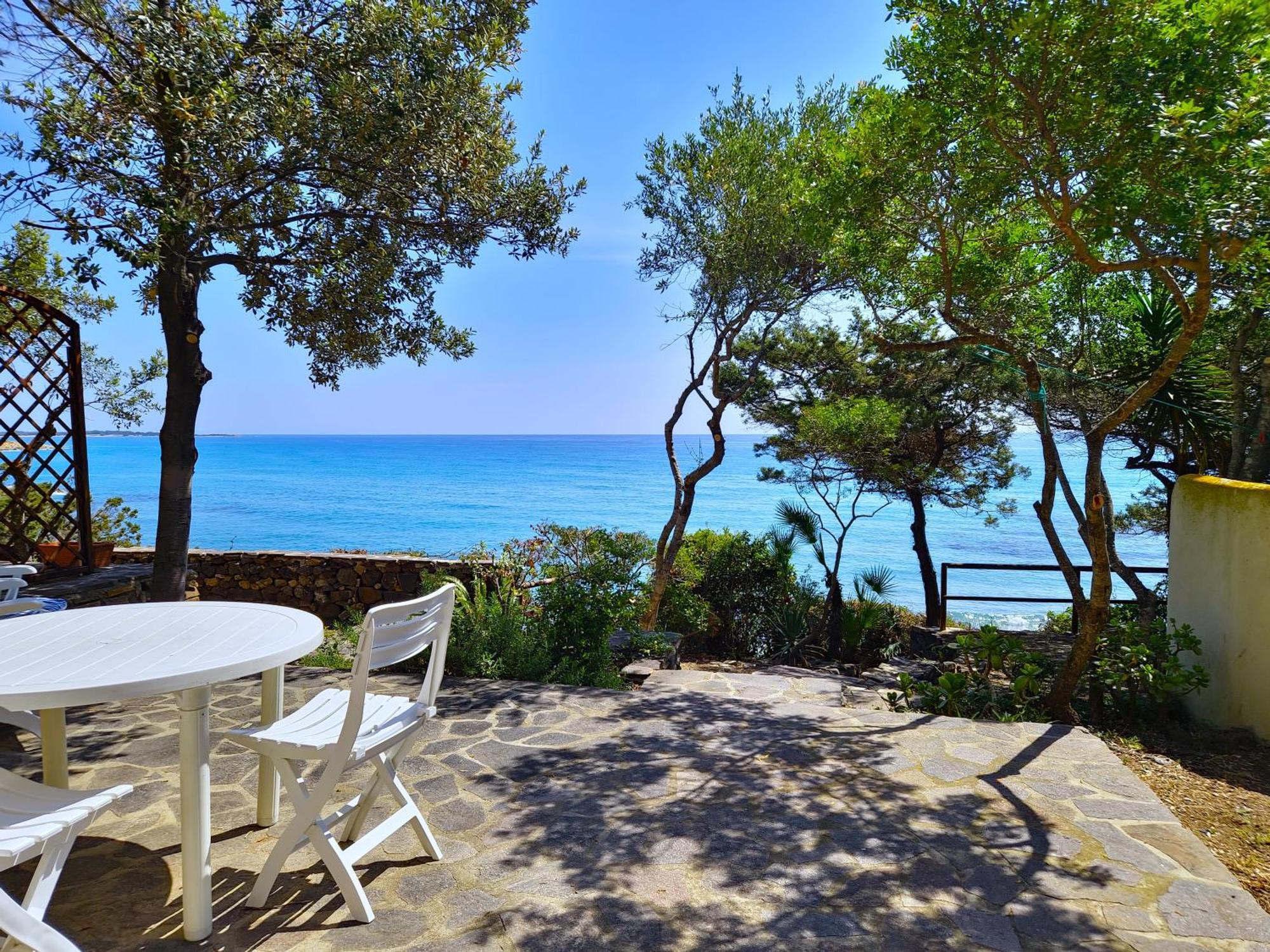 Villa Papiyon - Accesso Privato Alla Spiaggia Cala Liberotto Kültér fotó