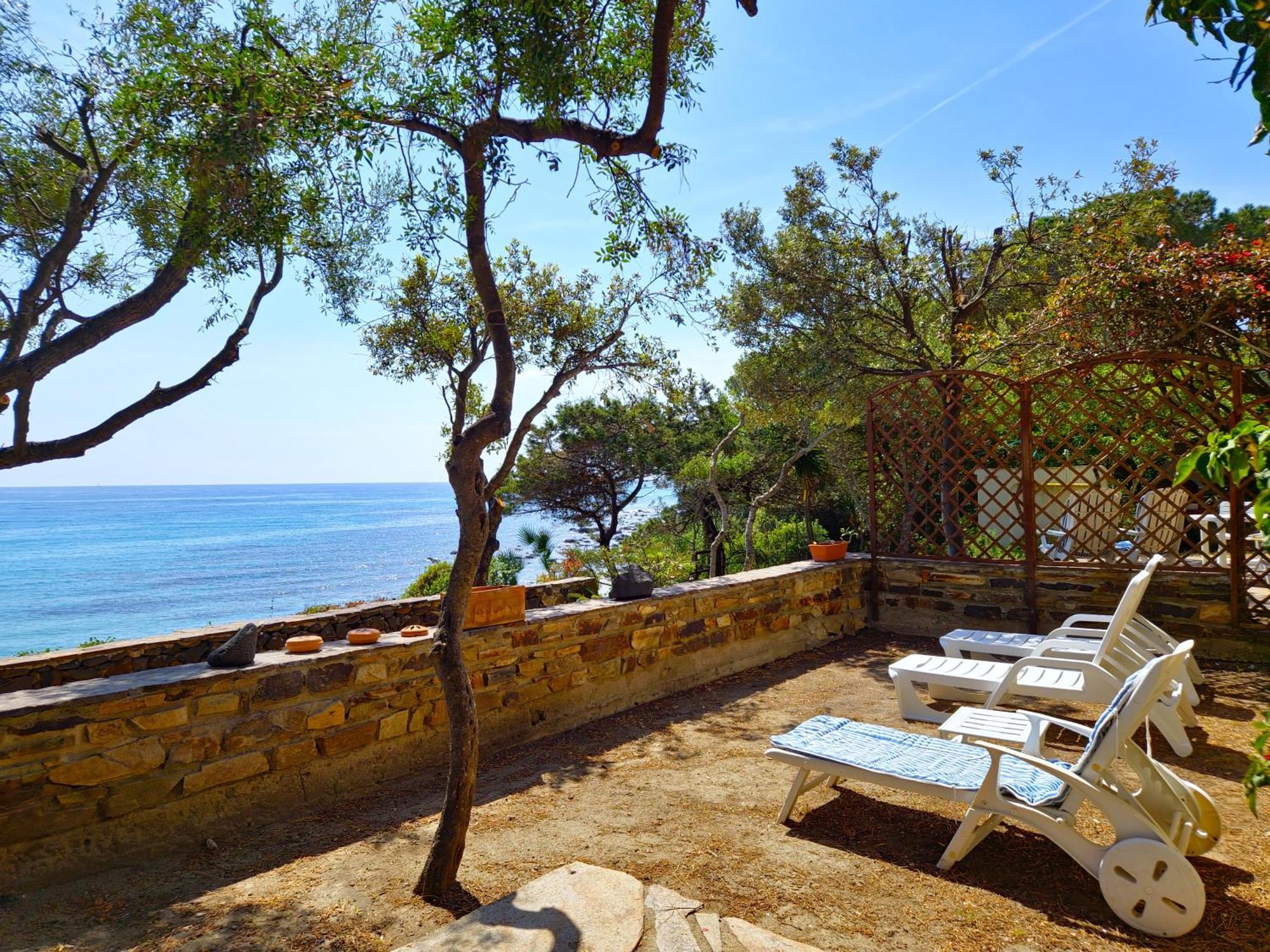 Villa Papiyon - Accesso Privato Alla Spiaggia Cala Liberotto Kültér fotó