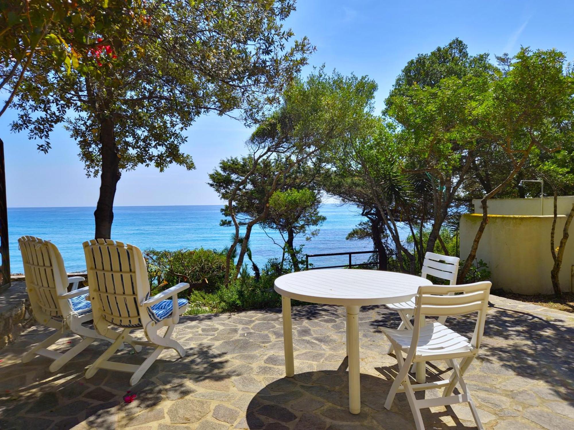 Villa Papiyon - Accesso Privato Alla Spiaggia Cala Liberotto Kültér fotó