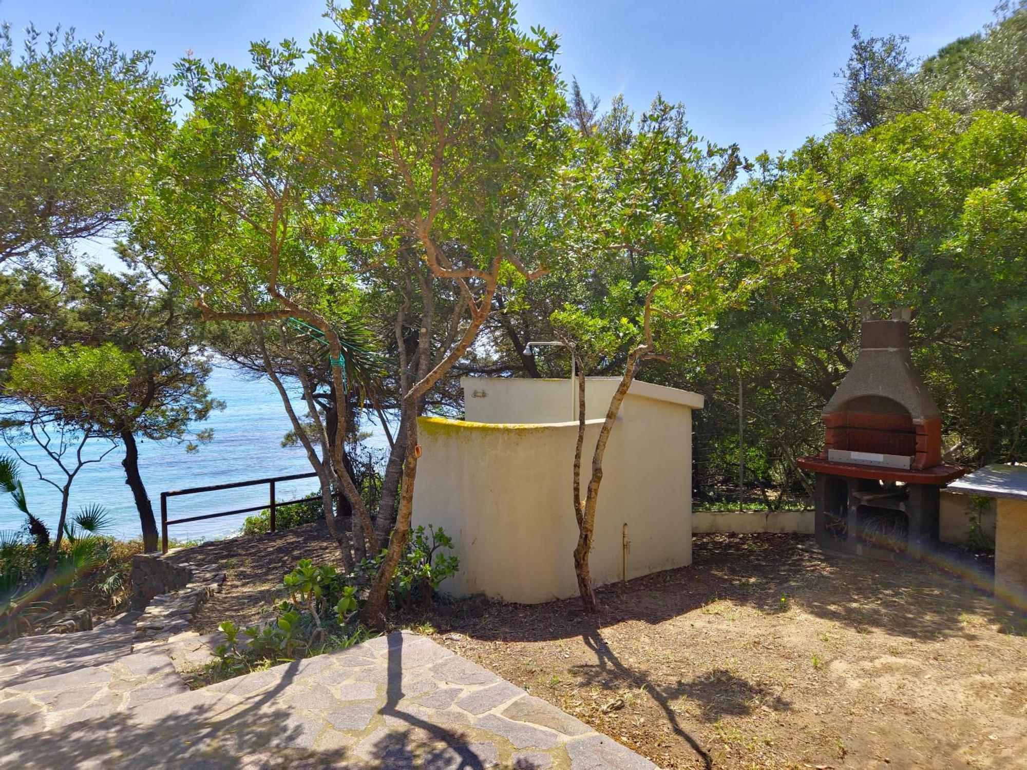 Villa Papiyon - Accesso Privato Alla Spiaggia Cala Liberotto Kültér fotó